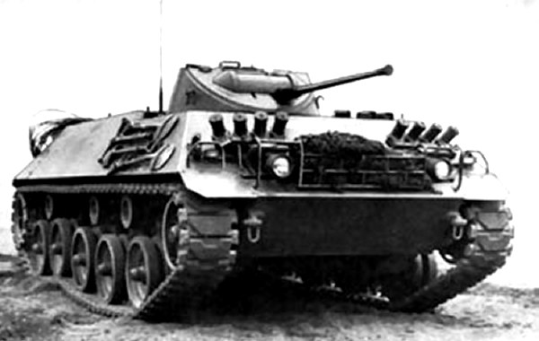 Modern AFV Discussion Group: New pictures of a Centurion and Hotchkiss ...