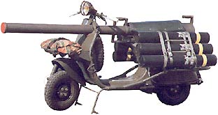 Vespa 150 Bazooka (FR)_02.jpg (11300 Byte)